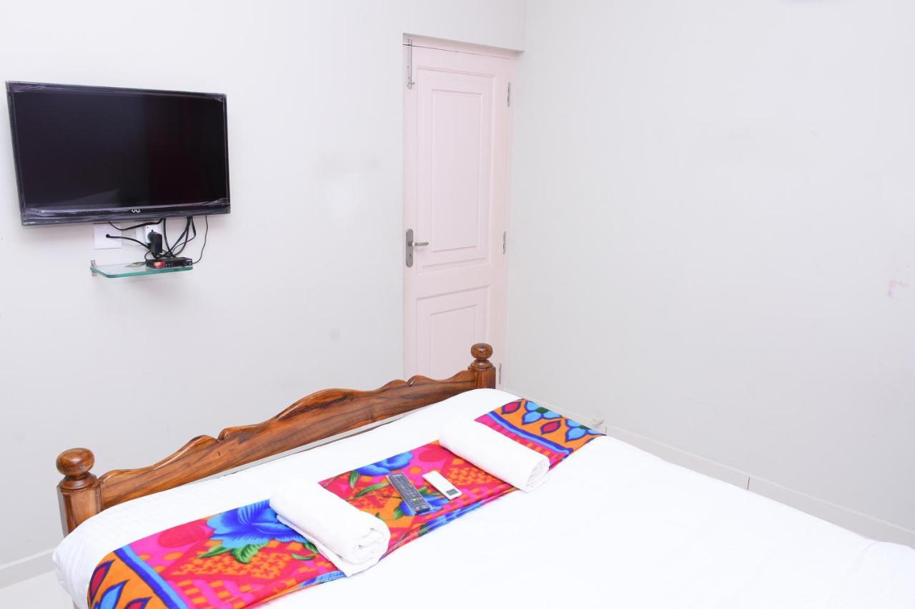 Lia'S Homestayポンディシェリ エクステリア 写真